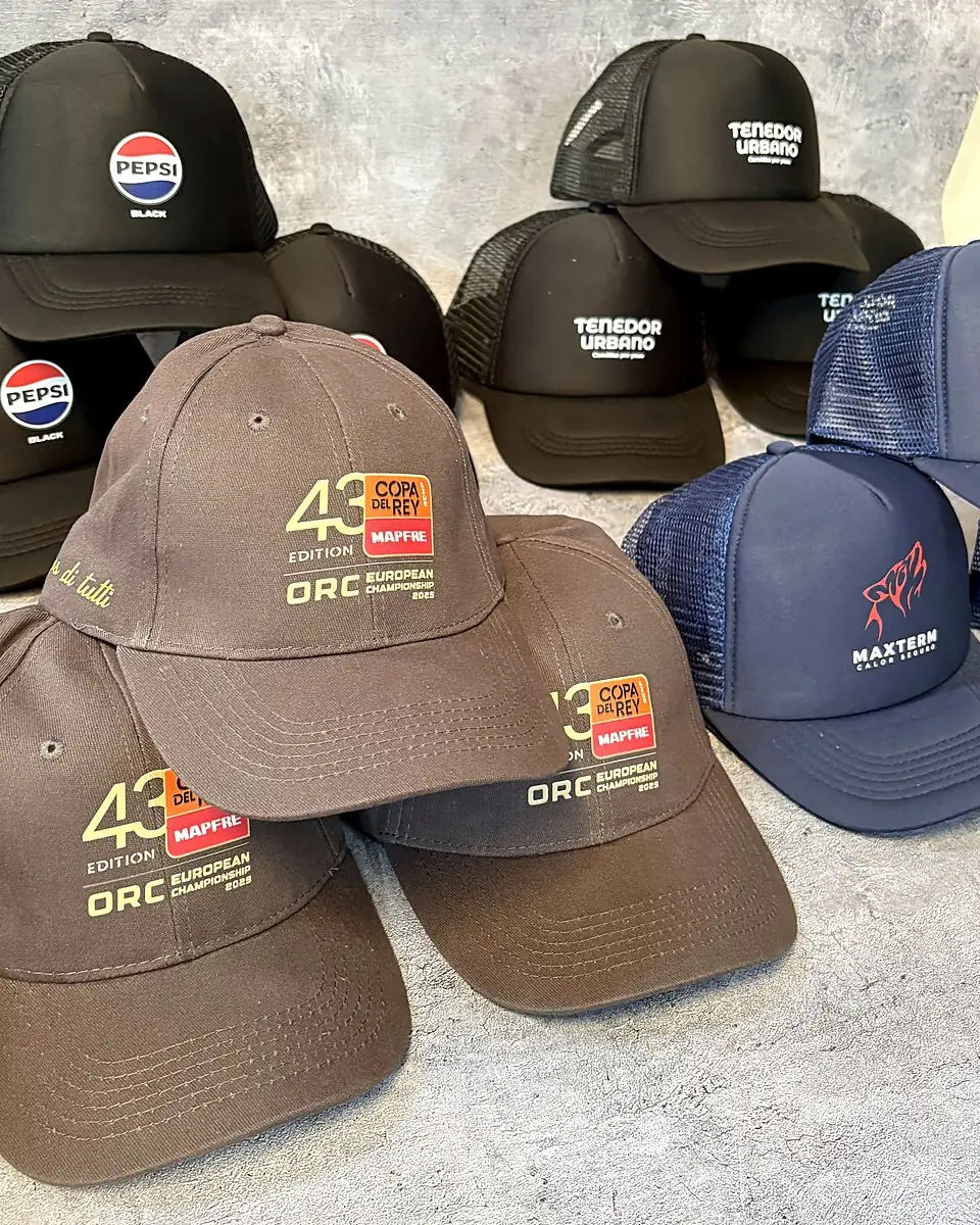 Gorras: Logos chicos con buena definición